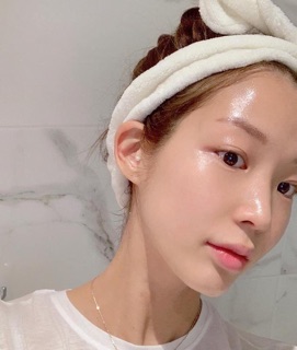 TẾ BÀO GỐC TRẮNG DA ESTHEMAX