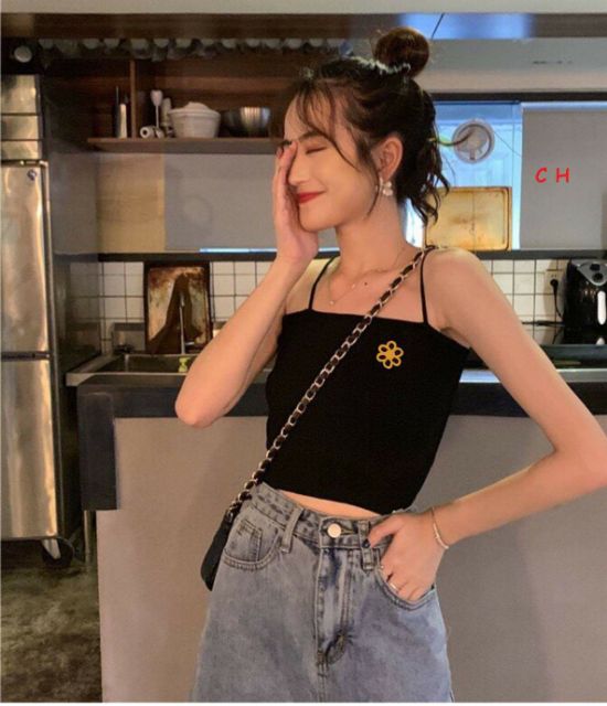 Áo hai dây bún Hoa Mai chất thun giãn♥️Áo bodip hai màu Đen Trắng♥️ FREE SHIP | BigBuy360 - bigbuy360.vn