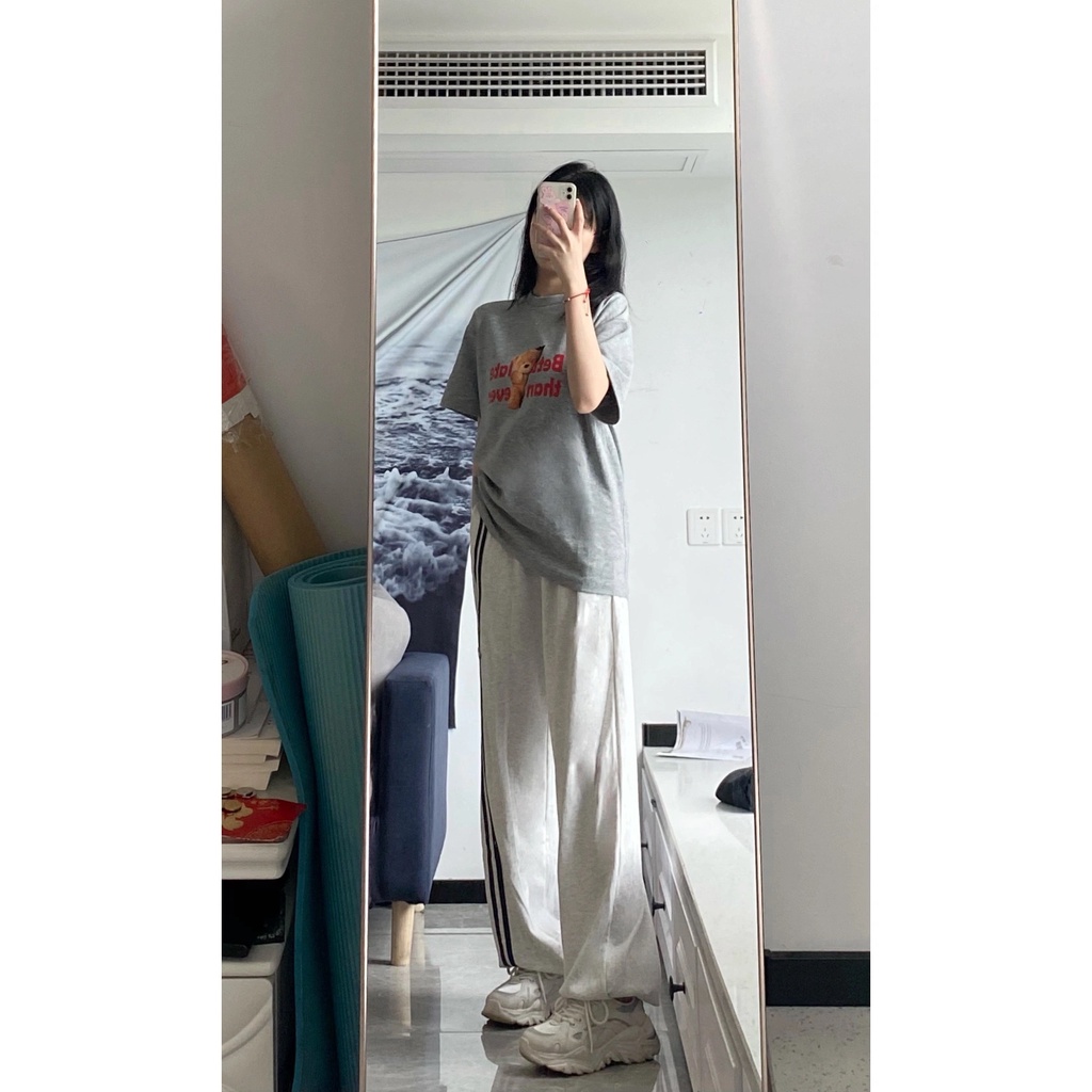 Quần Thể Thao Lưng Cao Ống Rộng Họa Tiết Kẻ Sọc Size S-4XL Phong Cách Hong Kong Cho Nữ