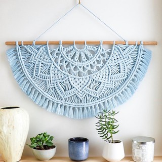 Mành macrame nửa vòng mandala xanh biển treo tường trang trí phòng ngủ, homestay, quán cafe (W40)