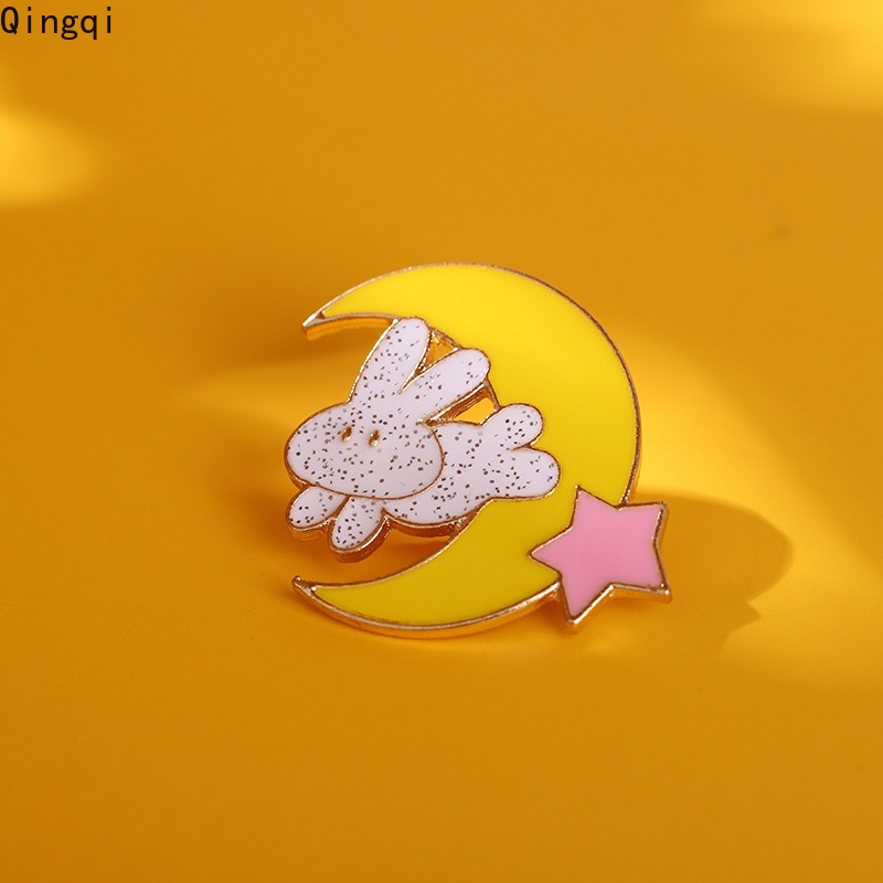 Ghim Cài Áo Hình Thỏ Mặt Trăng Dễ Thương