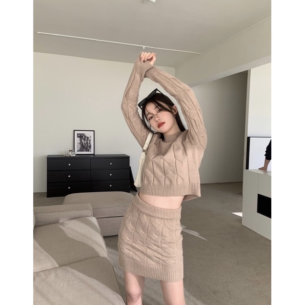 Set áo len VAYO Bộ Đầm Len áo croptop tay dài ôm body chân váy thời trang nữ đẹp dưới 55kg | BigBuy360 - bigbuy360.vn