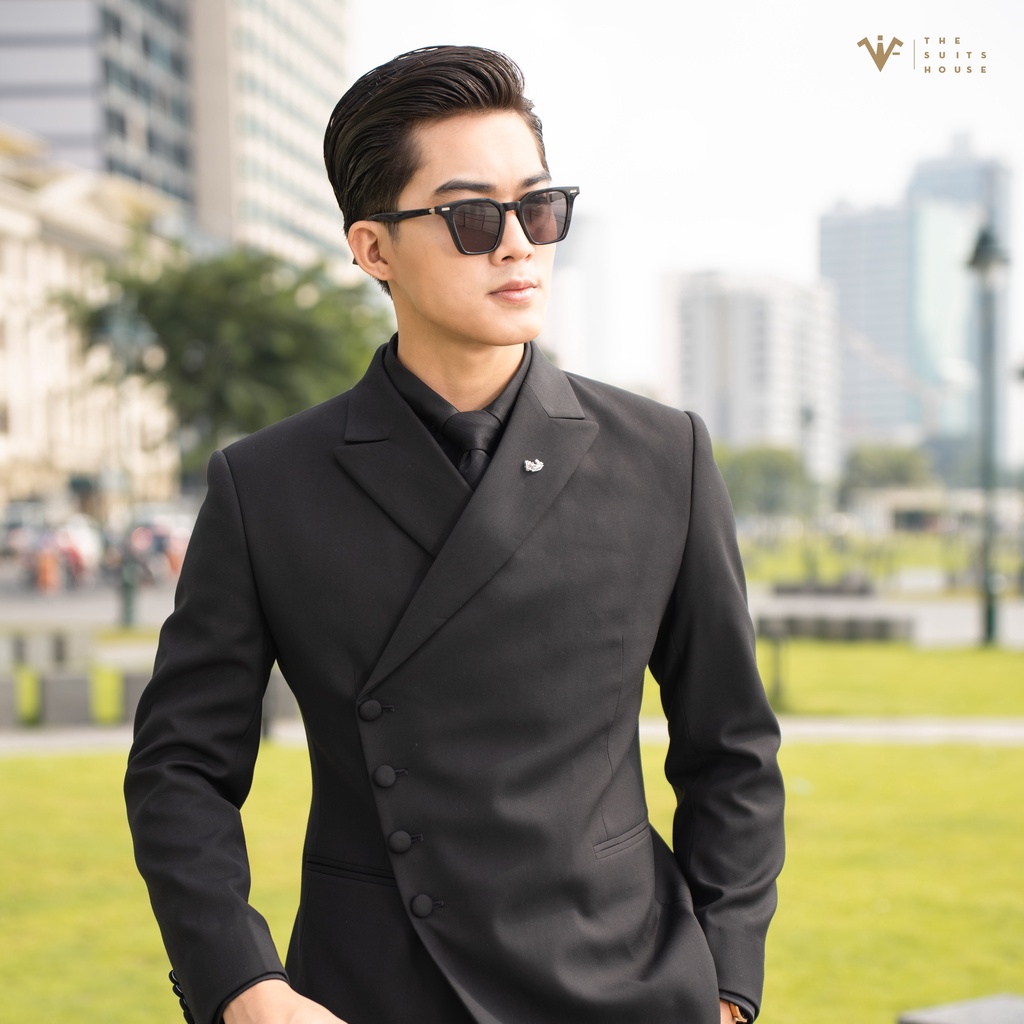 Bộ vest nam đen 4 khuy kiểu Nhật Trang, suits sartorial, chuẩn form The Suits House