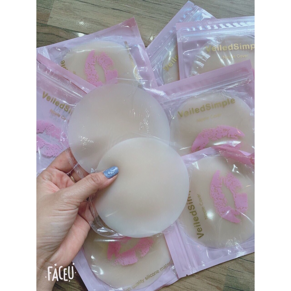 2 Miếng silicon dán ngực tàng hình đi biển
