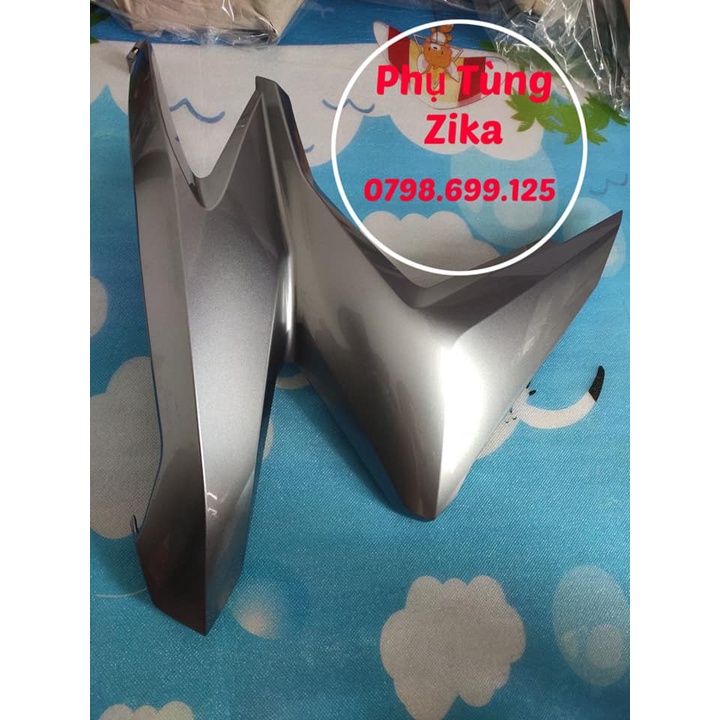Bửng/cánh gà bạc dành cho xe vario click 125&150 đời 2018 đến 2021.