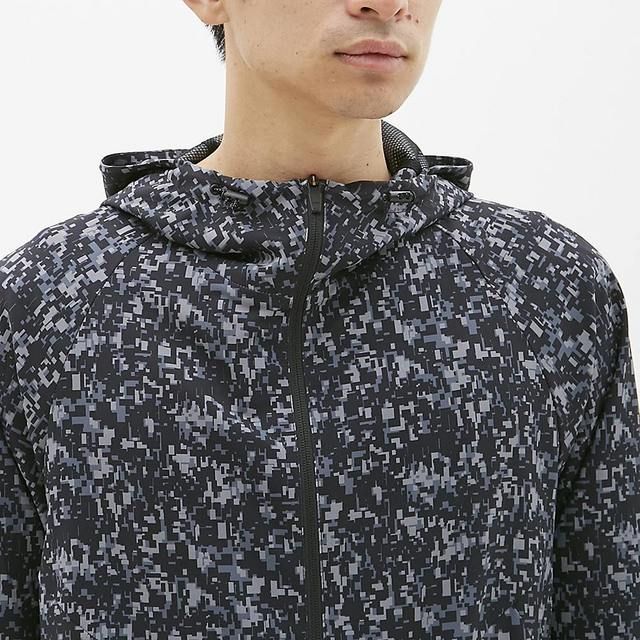 Áo khoác gió nam có mũ của GU