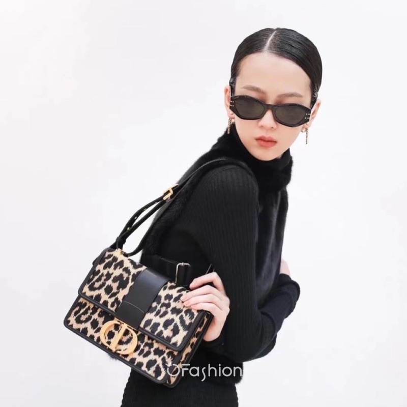 Túi đeo chéo/ đeo vai nữ Dior CD 30 Montaigne phiên bản màu da beo size 24 chất liệu da thật nhập khẩu cao cấp