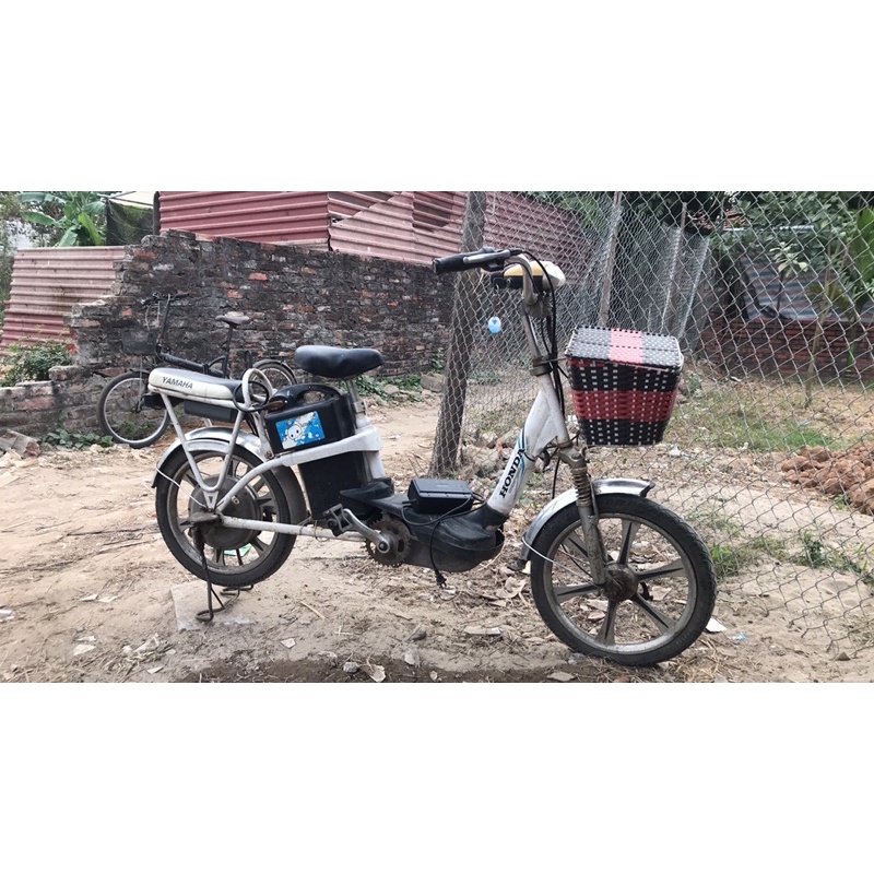 Xe đạp điện honda hỏng bình ắc quy