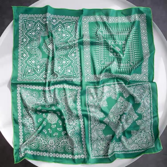 Khăn bandana choàng cổ mini size 53x53cm