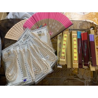 Chuỗi ngọc trai đeo cổ phục