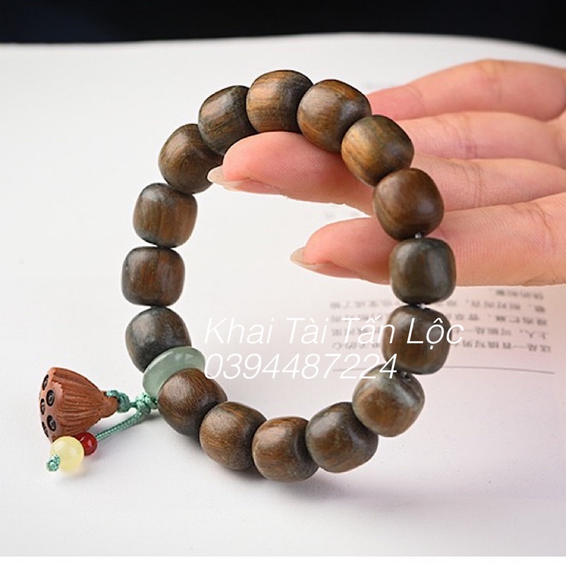 Vòng tay chuỗi hạt Phật giáo đài sen bằng gỗ đàn hương xanh đổi màu