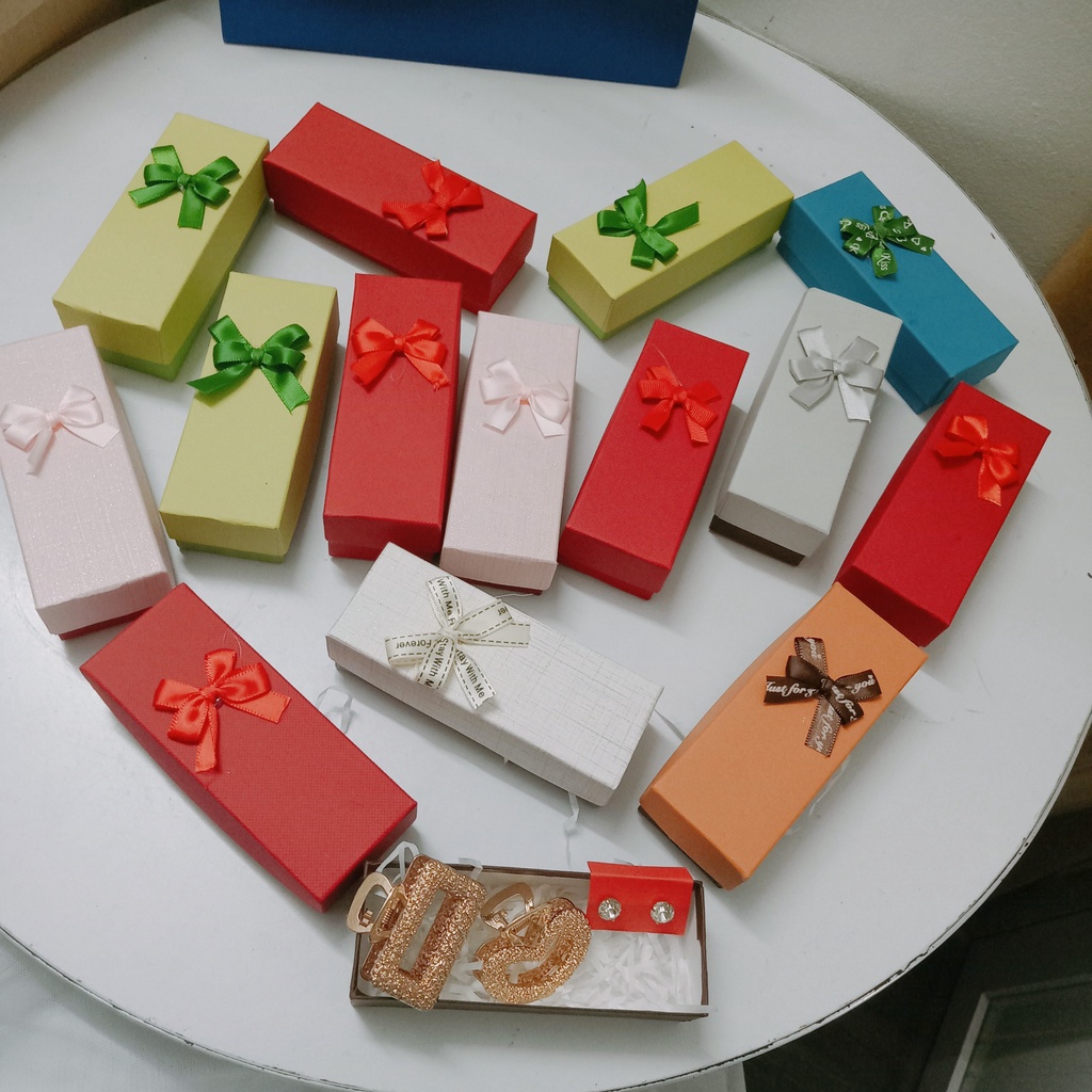 Hộp quà tặng sinh nhật học sinh sinh viên đồng giá 59k dành tặng bạn bè (shop đã đóng thành hộp quà sẵn như hình)