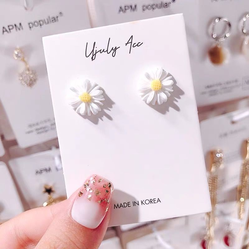 Khuyên tai kim loại hình tròn đính hoa thời trang cho nữ phong cách gd peaceminusone bigbang