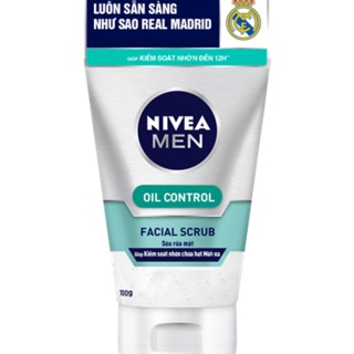 Sữa rửa mặt Nivea Men giúp kiểm soát nhờn chứa hạt Mat-xa