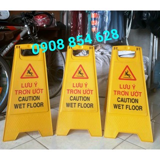 Biển báo trơn trượt