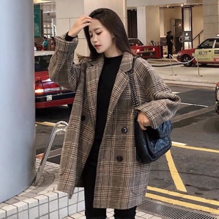 Áo dạ kẻ và váy len