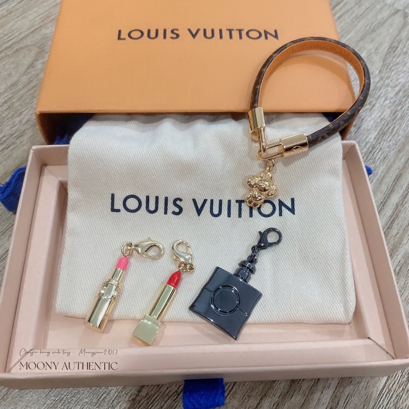 Móc treo túi charm bag YSL hàng Gift auth , Charms trang sức cho túi, ví hoặc chìa khoá YSL