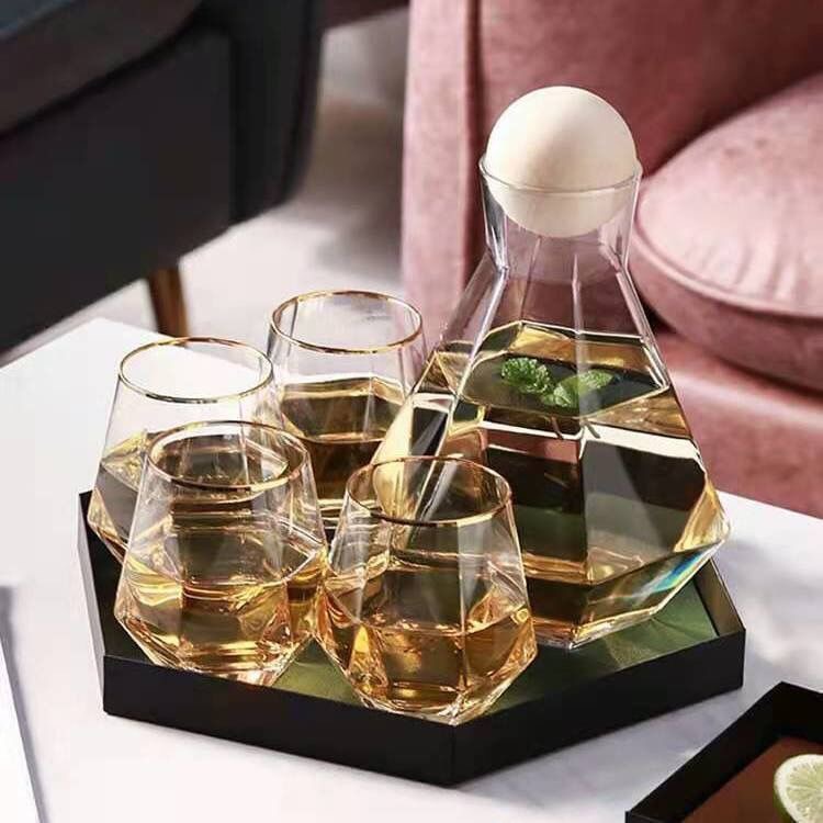 Bộ Bình Nước , Ấm Tách Trà Thủy Tinh mẫu  Màu Trà Họa Tiết Châu Âu