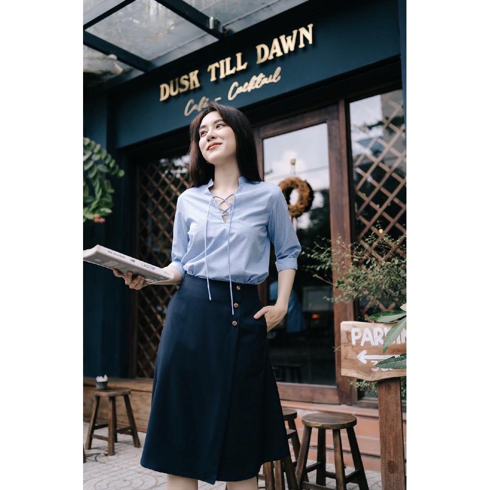 MINX - Áo String Front Shirt