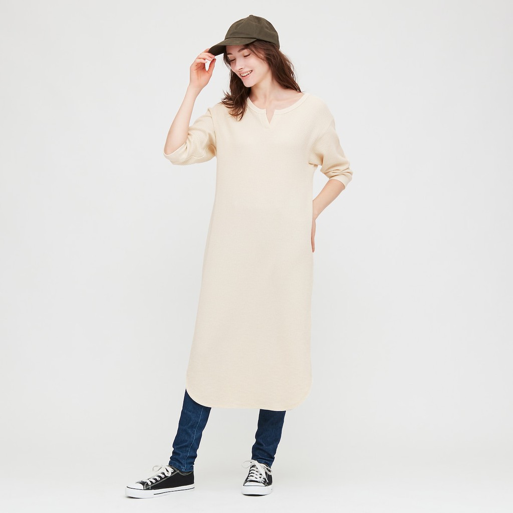 Váy le dáng dài uniqlo