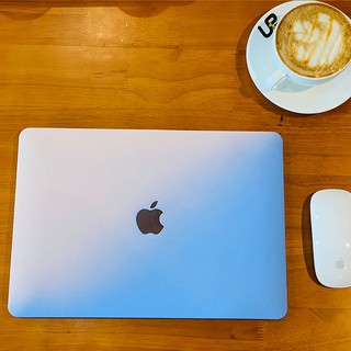 ỐP 2 MÀU DÀNH CHO MACBOOK(TẶNG KÈM NÚT BỊT BỤI+CHỐNG GÃY SẠC)