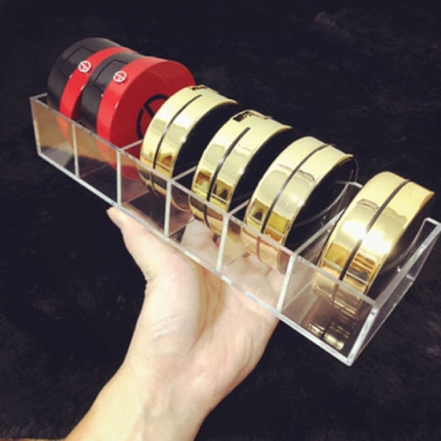 Khay để hộp phấn 8 ngăn