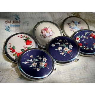 Gương trang điểm cầm tay gấp gọn thêu hoạ tiết vintage(100% handmade)