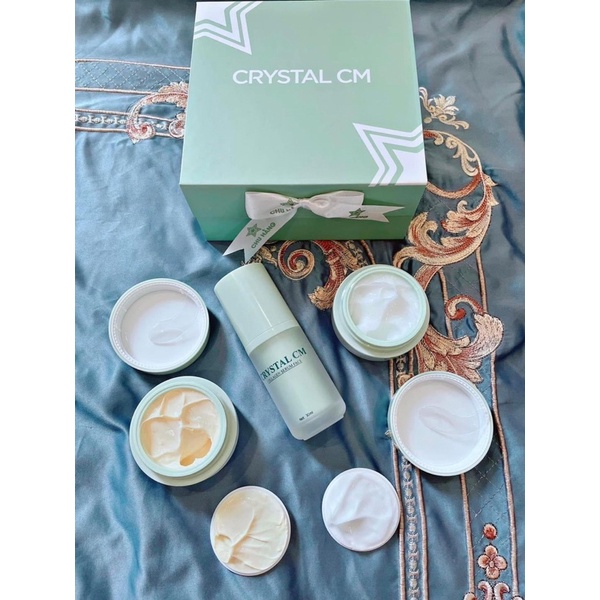 Bộ serum kem dưỡng ngày đêm ủ mặt siêu trắng như bông bưởi Crystal Cm Chu Hằng