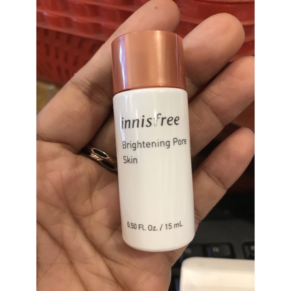 Nước cân bằng dưỡng sáng da 3 trong 1 innisfree Brightening Pore Skin 15ml