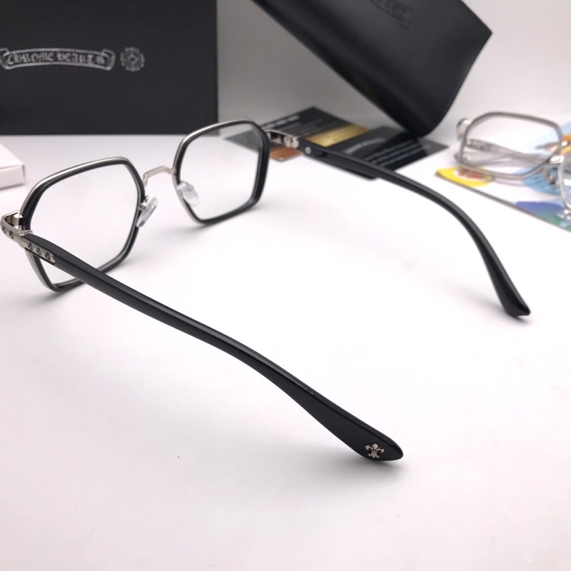 Kính mát Chrome Hearts mắt vuông 1 cầu - CH 8802