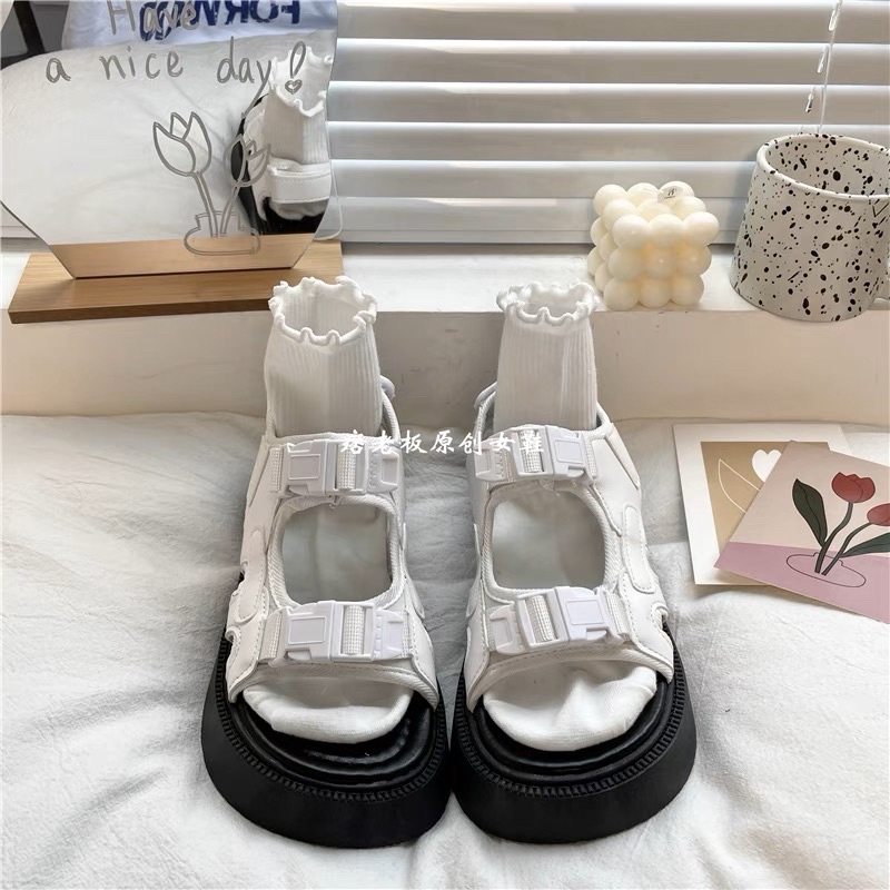 Sandal đế cao nữ bánh mì 2 màu trắng đen dễ phối đồ phong cách ulzzang đi học đi làm đi chơi #2218