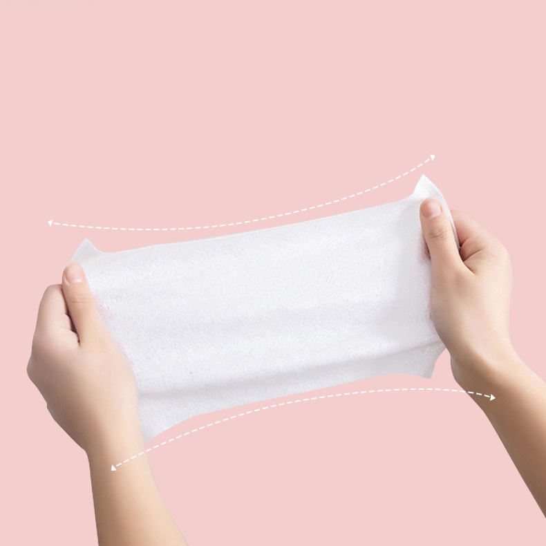 Combo 5 bịch khăn giấy ướt mini bỏ túi mỗi bịch 64 chiếc (KUM08)