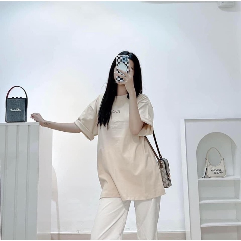 (Hàng Xuất Xịn) Áo .Adlv. màu kem đơn giản trẻ trung