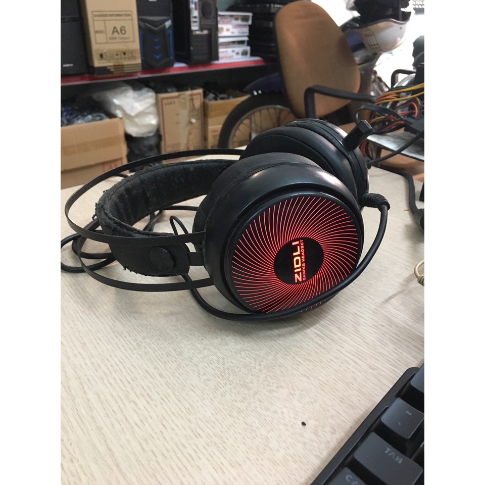 Tai nghe chuyên game Zidli ZH7 7.1 cũ dùng tốt LED 7 màu, rung, USB chính hãng