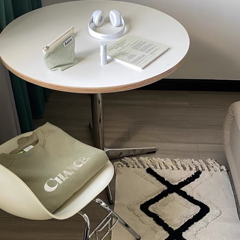 Bàn tròn Eames viền gỗ cao cấp - Bắc Âu