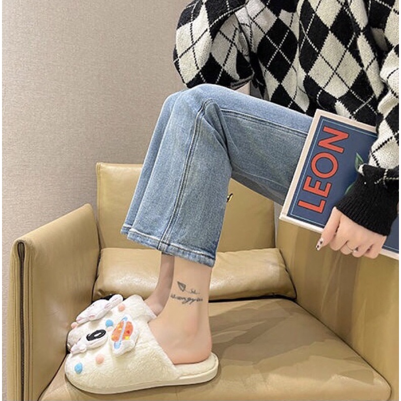 Dép bông phi hành gia 🌎