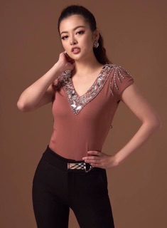 Áo thiết kế cao cấp