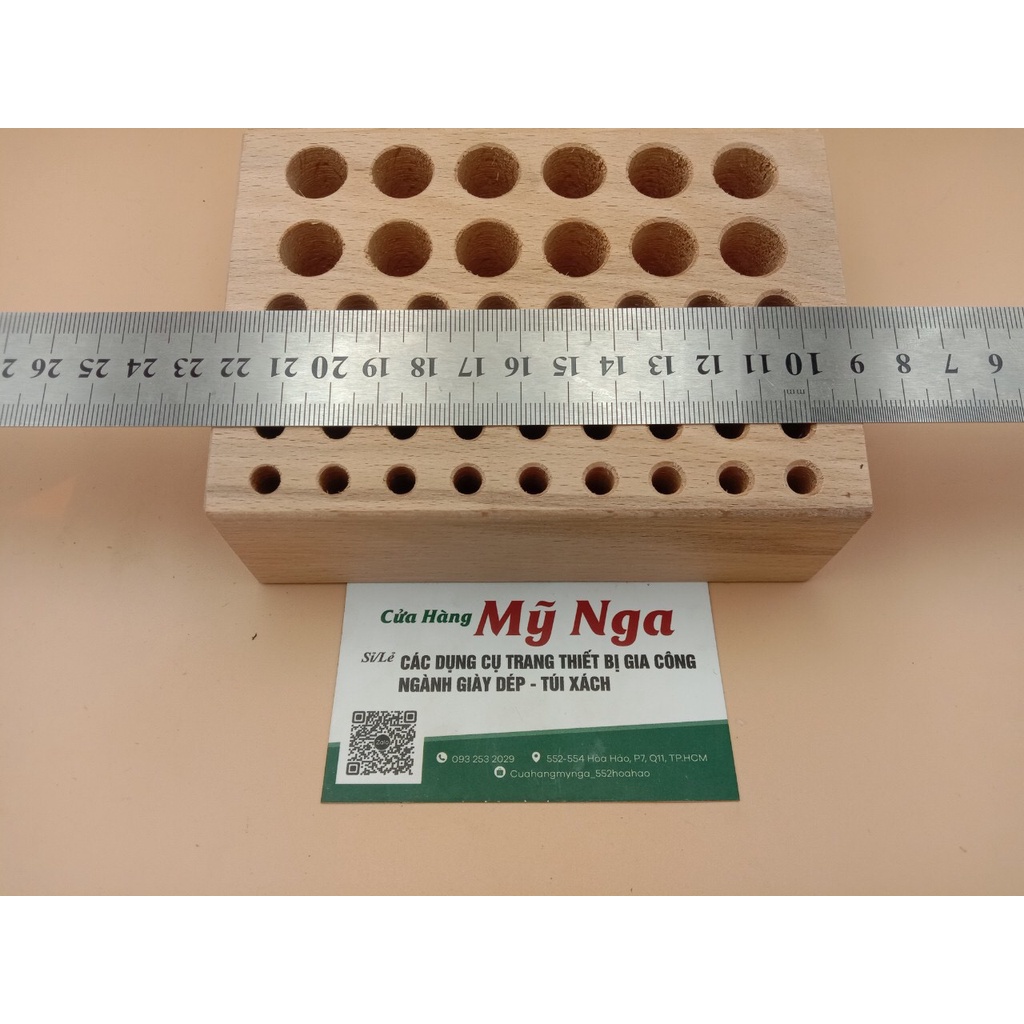 Hộp đựng dụng cụ bằng gỗ nguyên khối