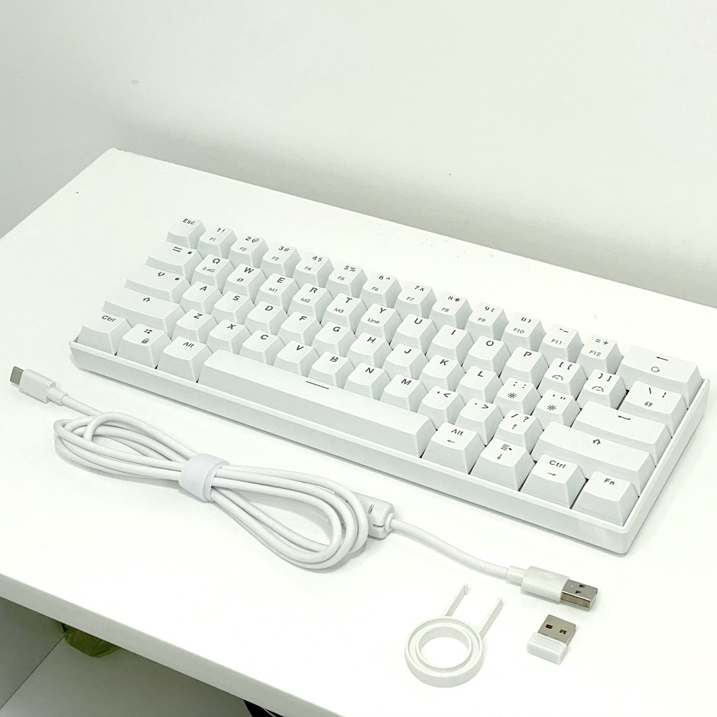 Bàn phím cơ màu trắng hotswap ReadsonWL61-61 phím kết nối dây, bluetooth & USB 2.4G đèn led trắng