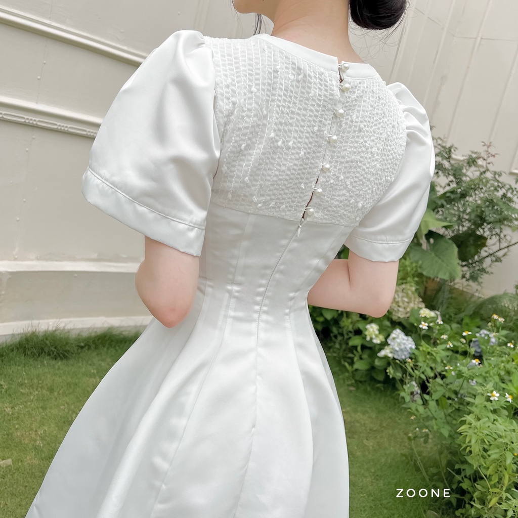 Váy taffa phối cổ kim sa