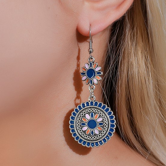 Khuyên tai kim loại kiểu hoa cúc đáng yêu dành cho nữ