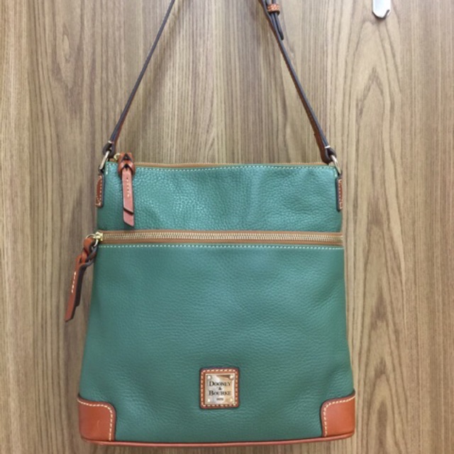 Túi hiệu Dooney & Bourke
