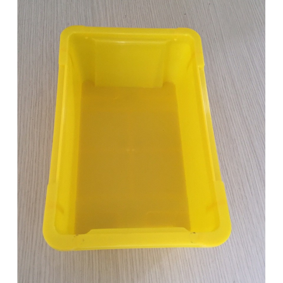 Khay nhựa A4 - KT: 235*150*80 mm