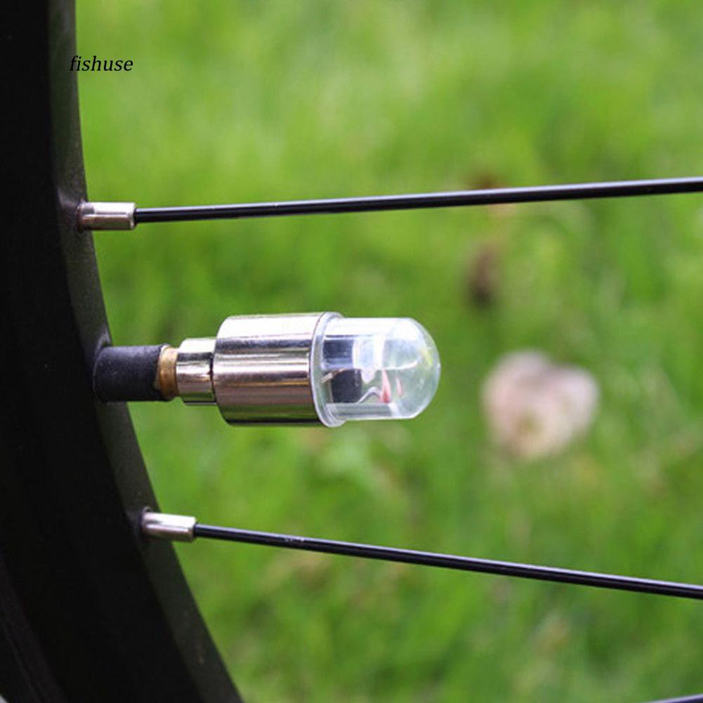 Đèn LED gắn van bánh xe hơi xe đạp xe máy tiện dụng