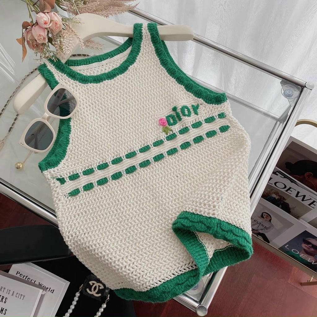 Áo len sát nách Dior viền line xanh lá