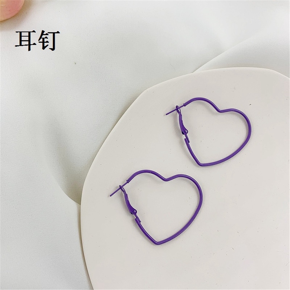 Hoa Tai Hình Trái Tim Màu Tím Thiết Kế Đơn Giản