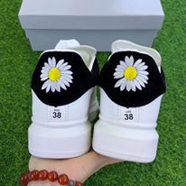 MC QUEEN - FULL BOX+FULL BILL + Gày Sneaker Nam Nữ SIÊU PHẨM TREND 2020 | WebRaoVat - webraovat.net.vn