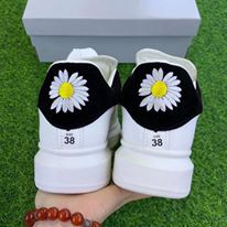 MC QUEEN - FULL BOX+FULL BILL + Gày Sneaker Nam Nữ SIÊU PHẨM TREND 2020 | BigBuy360 - bigbuy360.vn