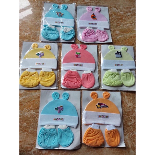 Set mũ bao tay chân (1 mũ, 1 bộ bao tay, 1 bộ bao chân)