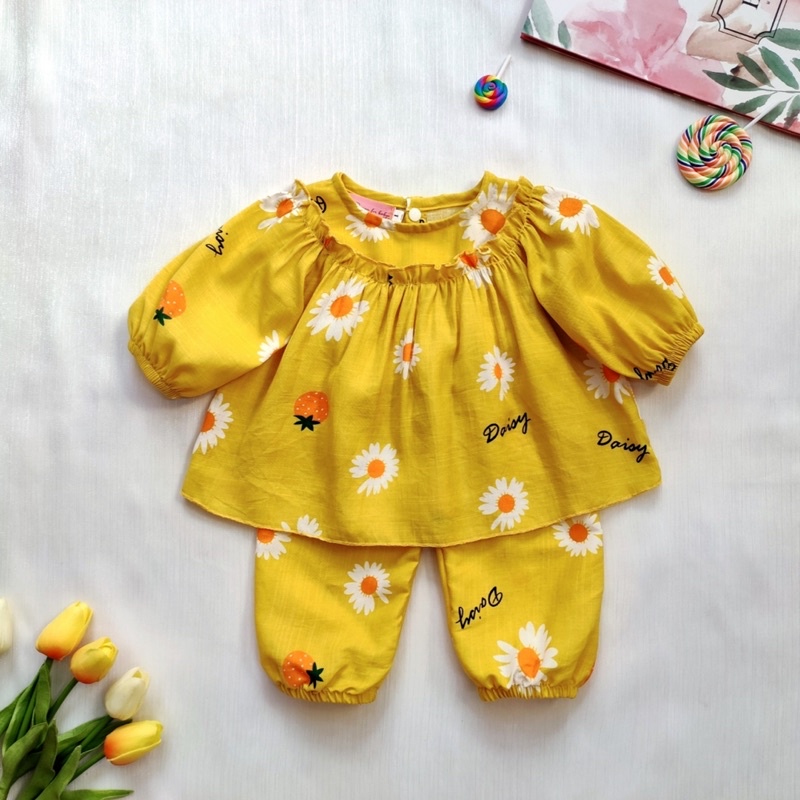 Bộ quần áo hè hoa cúc vàng dễ thương bé gái, chất mềm mát đủ size
